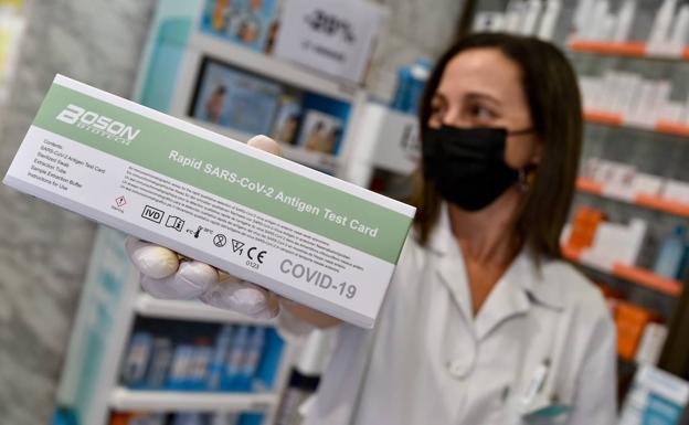 Las farmacias de la Región notificarán los positivos de Covid detectados a través de los test de antígenos