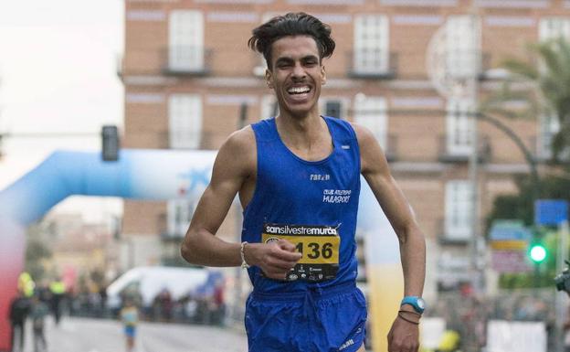 Mohamed Katir, el muleño olímpico que reinó en la San Silvestre de Murcia