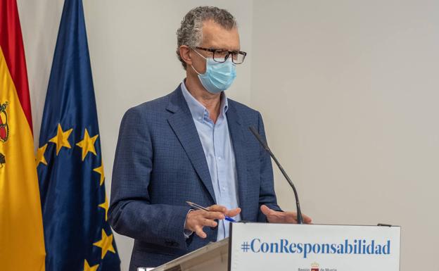 Pedreño confirma que alrededor de un 5% del personal sociosanitario de la Región aún no se ha vacunado