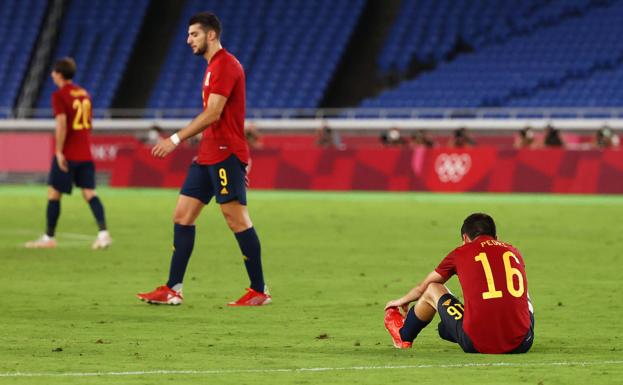 Una plata con sabor agridulce para la España del murciano Rafa Mir