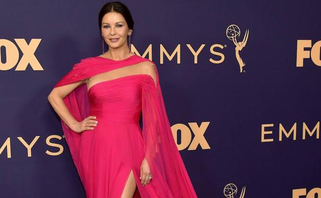 Catherine Zeta-Jones será Morticia en la serie que prepara Tim Burton