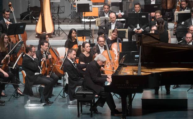 El pianista Joaquín Achúcarro actuará en octubre junto a la Orquesta Sinfónica de la Región de Murcia