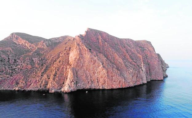 ANSE alega dos defectos legales para que la Comunidad renuncie a Cabo Cope