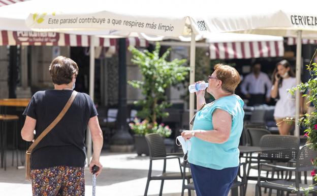 Alerta naranja este lunes por temperaturas de hasta 44 grados en el Noroeste, el Valle del Guadalentín, Lorca y Águilas