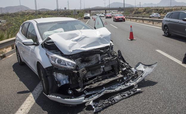 Las muertes en accidente cayeron un 20% en 2020 en la Región por las restricciones del estado de alarma