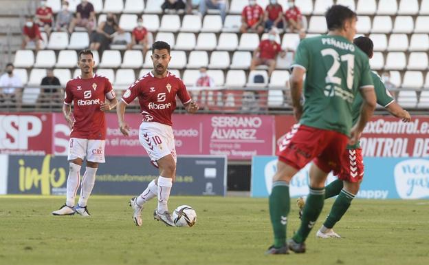 El Real Murcia debuta con victoria en Segunda RFEF