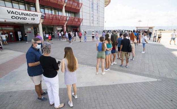 Los alumnos vacunados no harán cuarentena por contacto estrecho