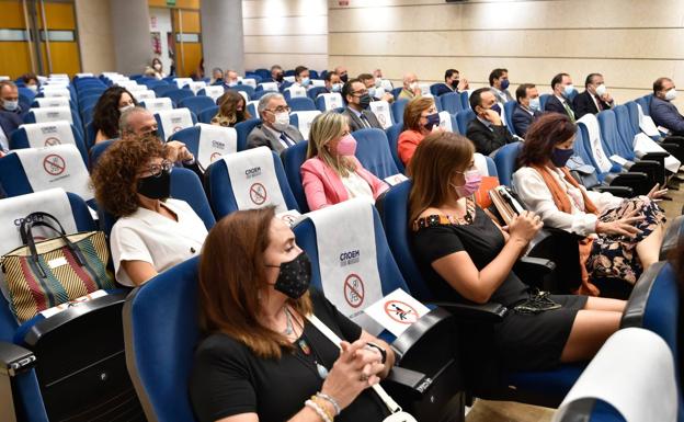 La patronal sostiene que la subida del SMI costará 9.000 empleos