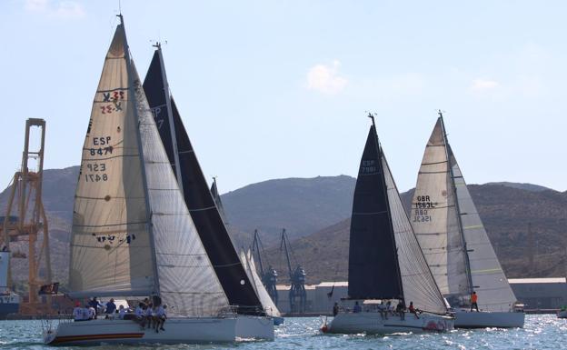 Fandango 300 y Nemox se hacen con el triunfo en la V edición de la Regata Camino de la Cruz-Punta Este