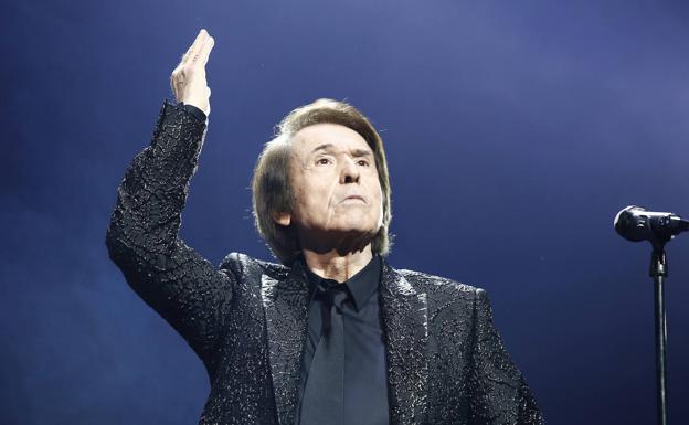 Aplazado el concierto de Raphael en Murcia