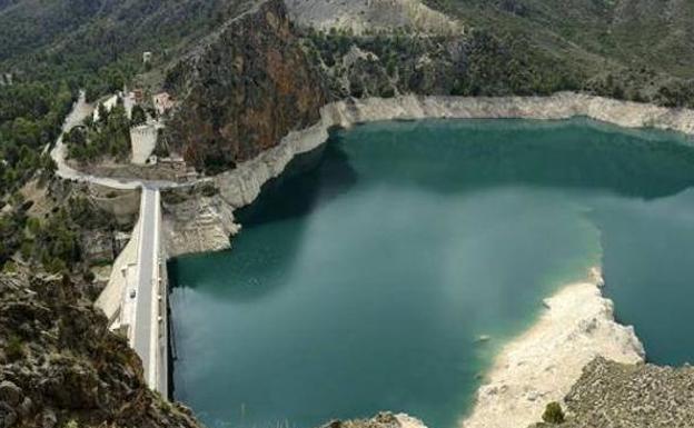 Los pantanos de la cuenca del Segura pierden 28 hm3 en la última semana