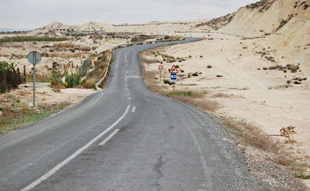 Inician los trabajos de mejora de la RM-531, una reivindicación de Campos del Río durante décadas