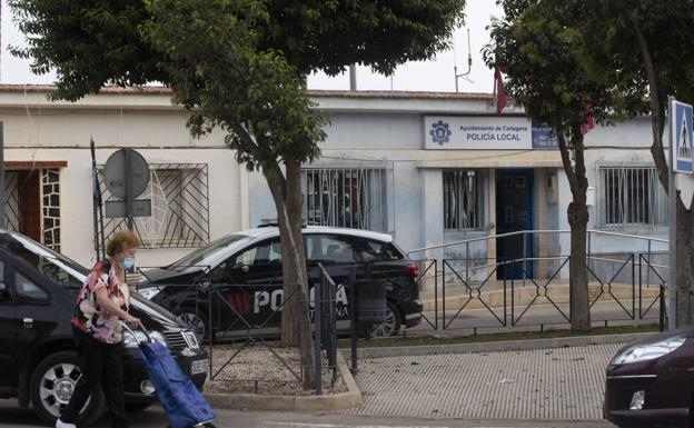 El cuartel de Pozo Estrecho se retrasa por la renuncia de la empresa contratada