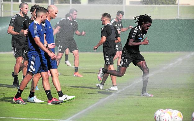 El Cartagena busca en Las Palmas ganar en un campo en el que nadie ha vencido aún