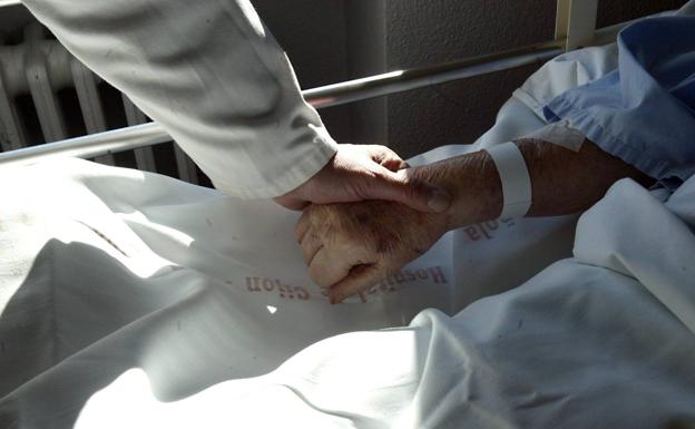 Solo 37 médicos se han registrado como objetores de conciencia frente a la eutanasia