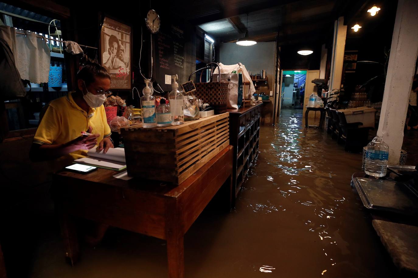 Cena pasada por agua
