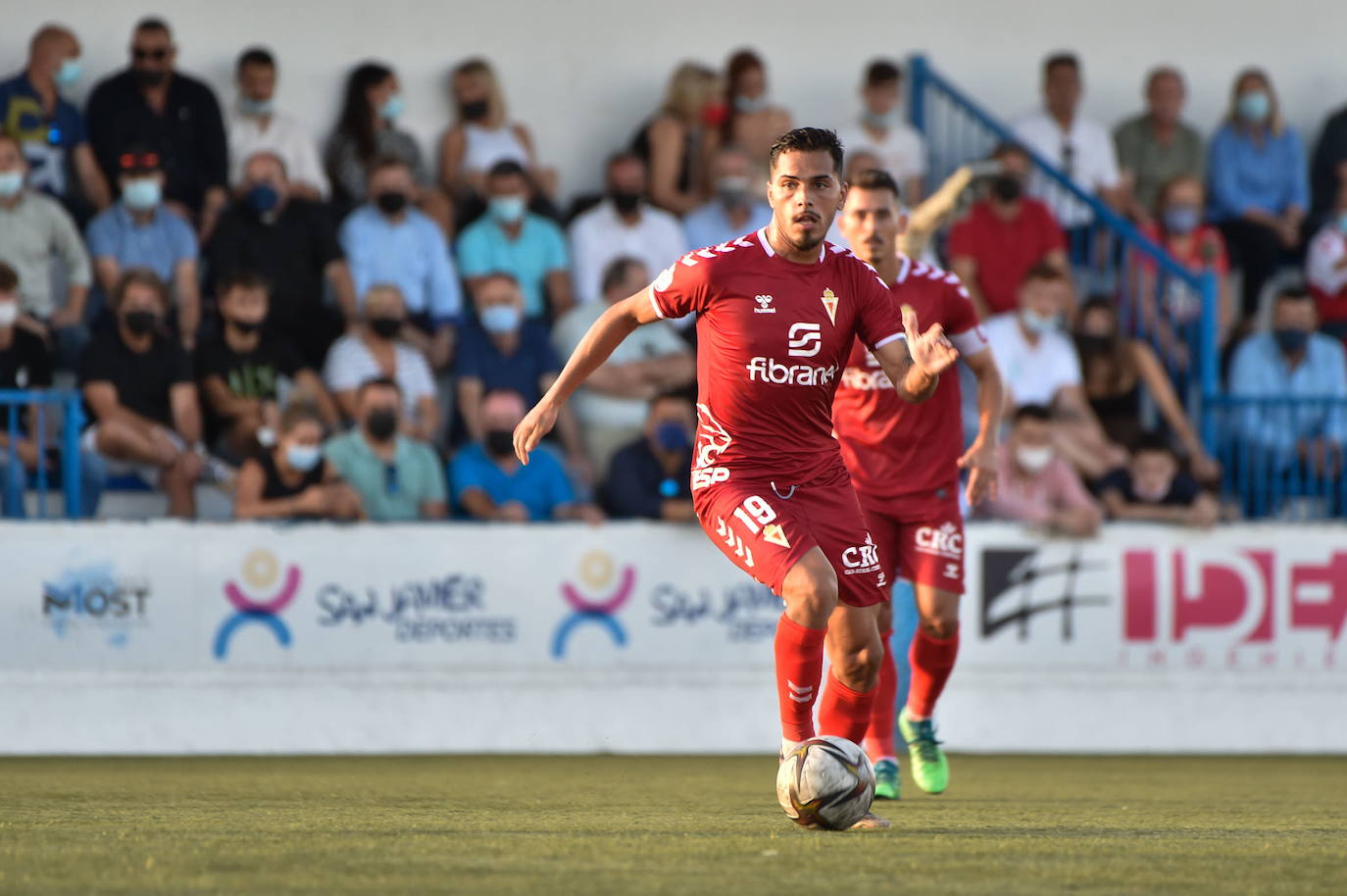 El fuera de juego deja con empate al Real Murcia