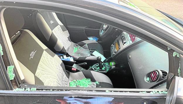 La Policía Local de Cartagena investiga destrozos en coches junto a Alfonso XIII