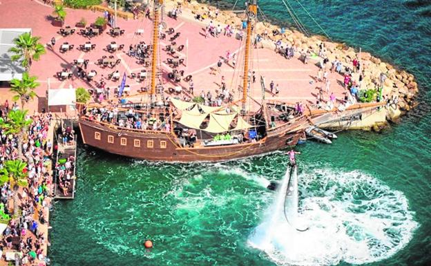 Mazarrón se vuelca con la Copa del Rey de motonáutica