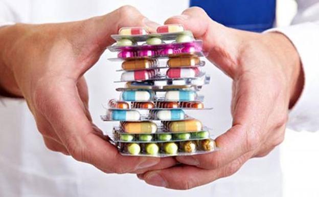 Campaña para que los ciudadanos revisen su botiquín y tiren los fármacos caducados