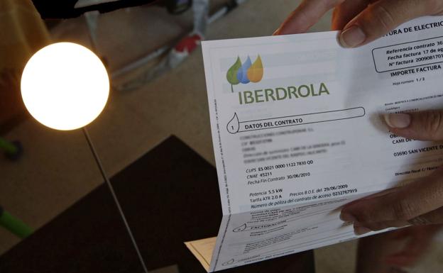 Una juez anula «por desproporcionada» una liquidación de luz de Iberdrola a un comercio