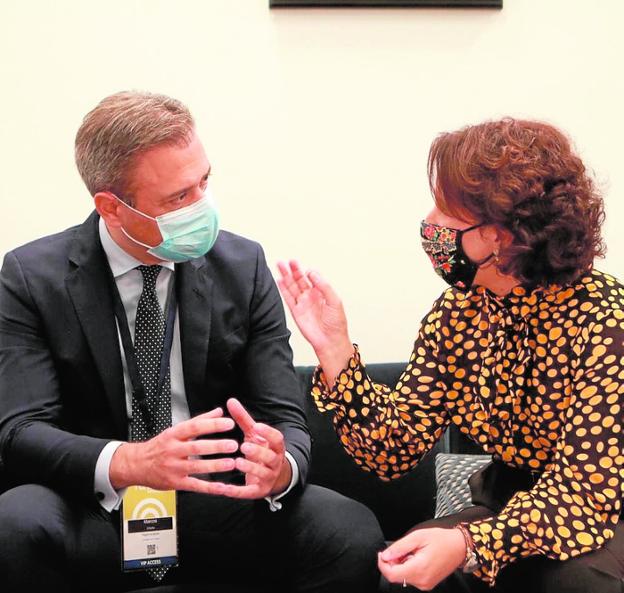 La Región prevé abrir el próximo verano una ruta aérea con Oporto