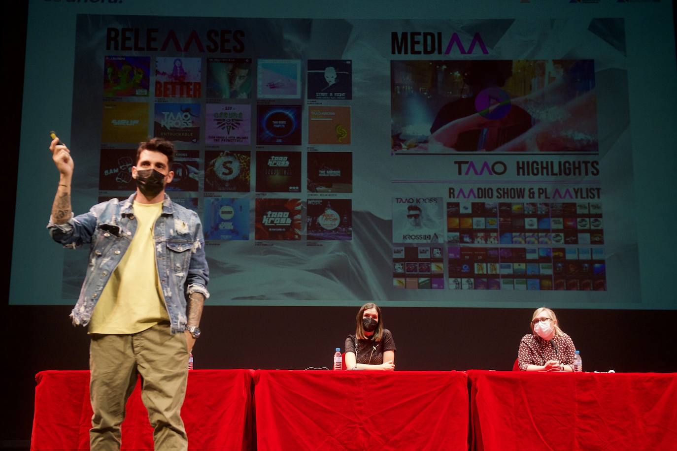 Congreso de UPTA en el Teatro Romea