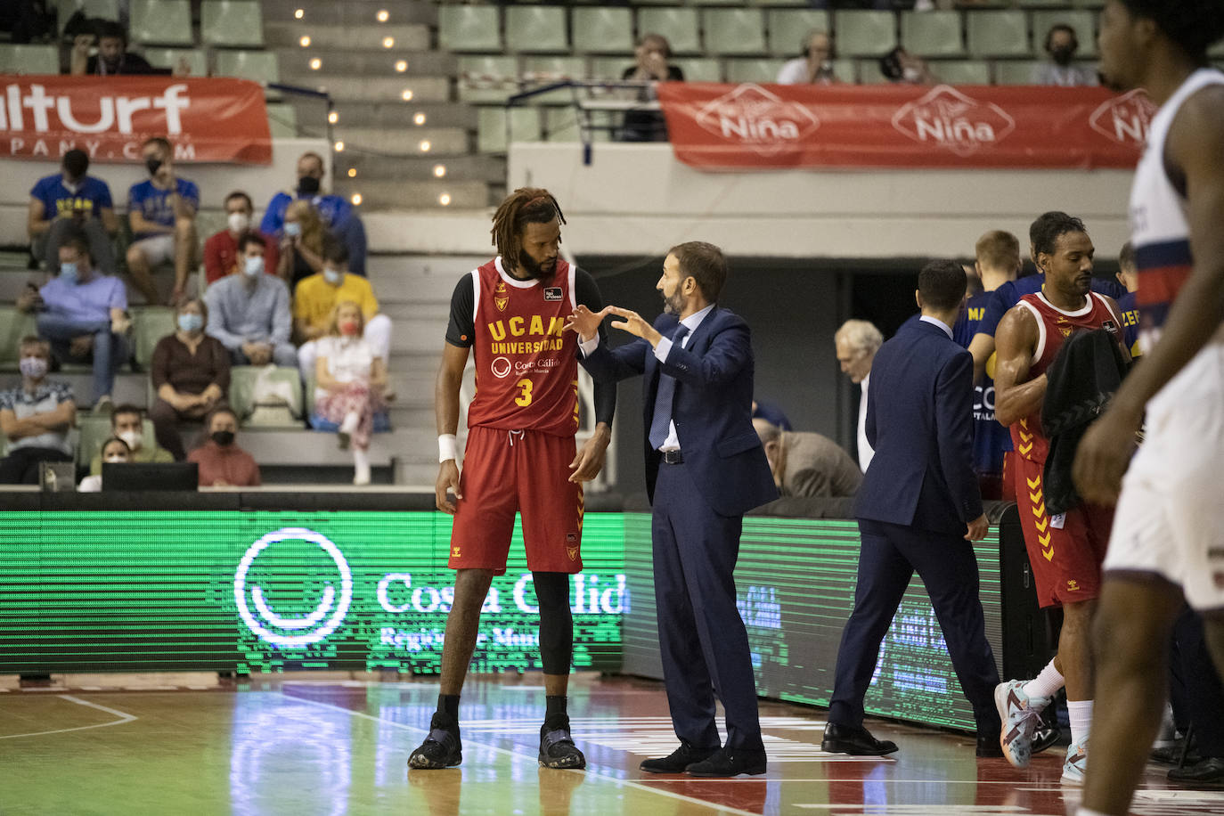 La victoria del UCAM Murcia contra el Baskonia, en imágenes