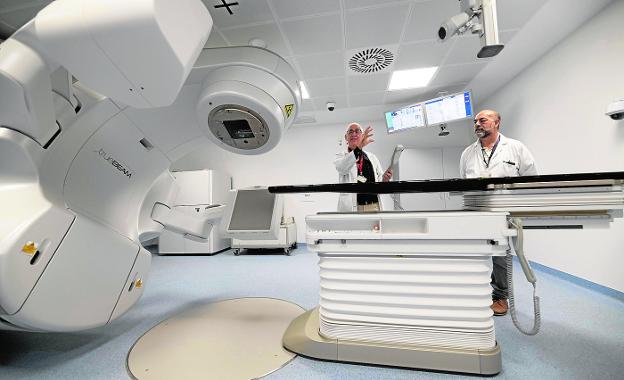 El Rosell tratará tumores más complejos y aumentará el control de la enfermedad