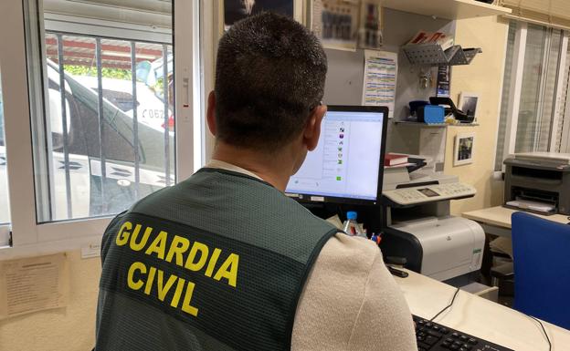 Investigan a tres menores por atracar a una anciana en Murcia