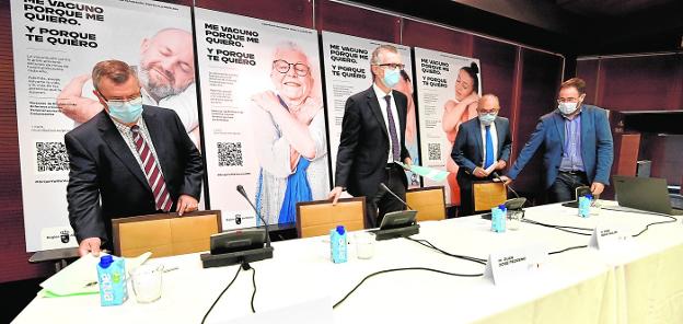 Salud apuesta por la vacuna tetravalente de la gripe ante los riesgos del contagio simultáneo con Covid