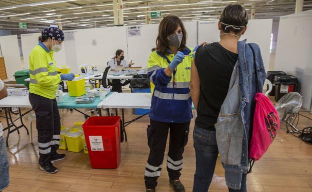 Los casos diarios de Covid caen a 39 en un día sin fallecidos en la Región de Murcia