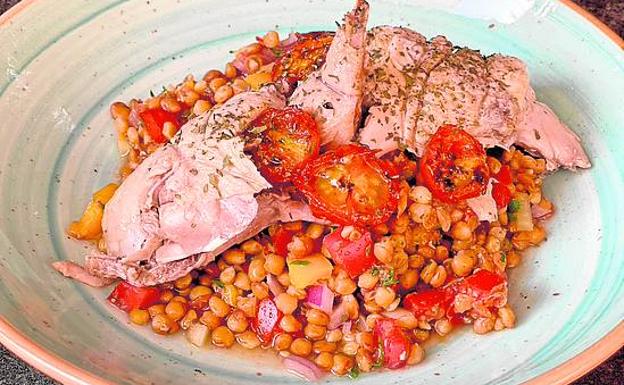 Ensalada de lentejas y perdiz en escabeche