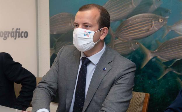 El comisario europeo Sinkevicius estará «vigilante» para que se cumplan las medidas para recuperar el Mar Menor