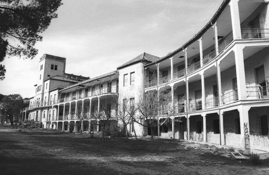 Exposición fotográfica 'La evolución arquitectónica de los espacios', del abanillero Damián Lajara