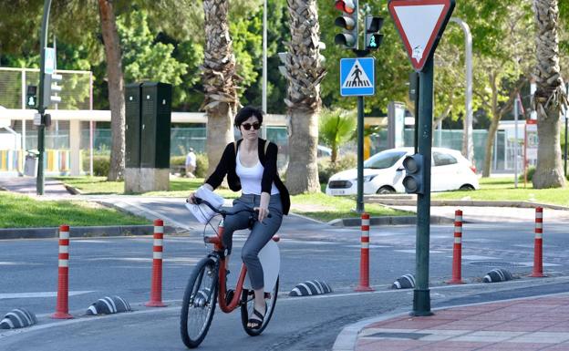 Una red de 34 kilómetros de carriles bici segregados unirá los tres hospitales públicos de Murcia