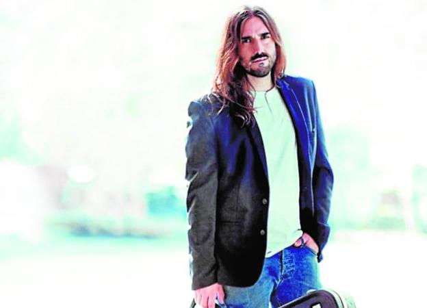 Andrés Suárez: «No sé vivir de puntillas ni dar un concierto a medio gas»