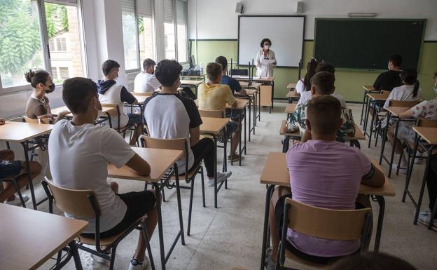 El Ministerio rectifica y eliminará este curso los exámenes de recuperación