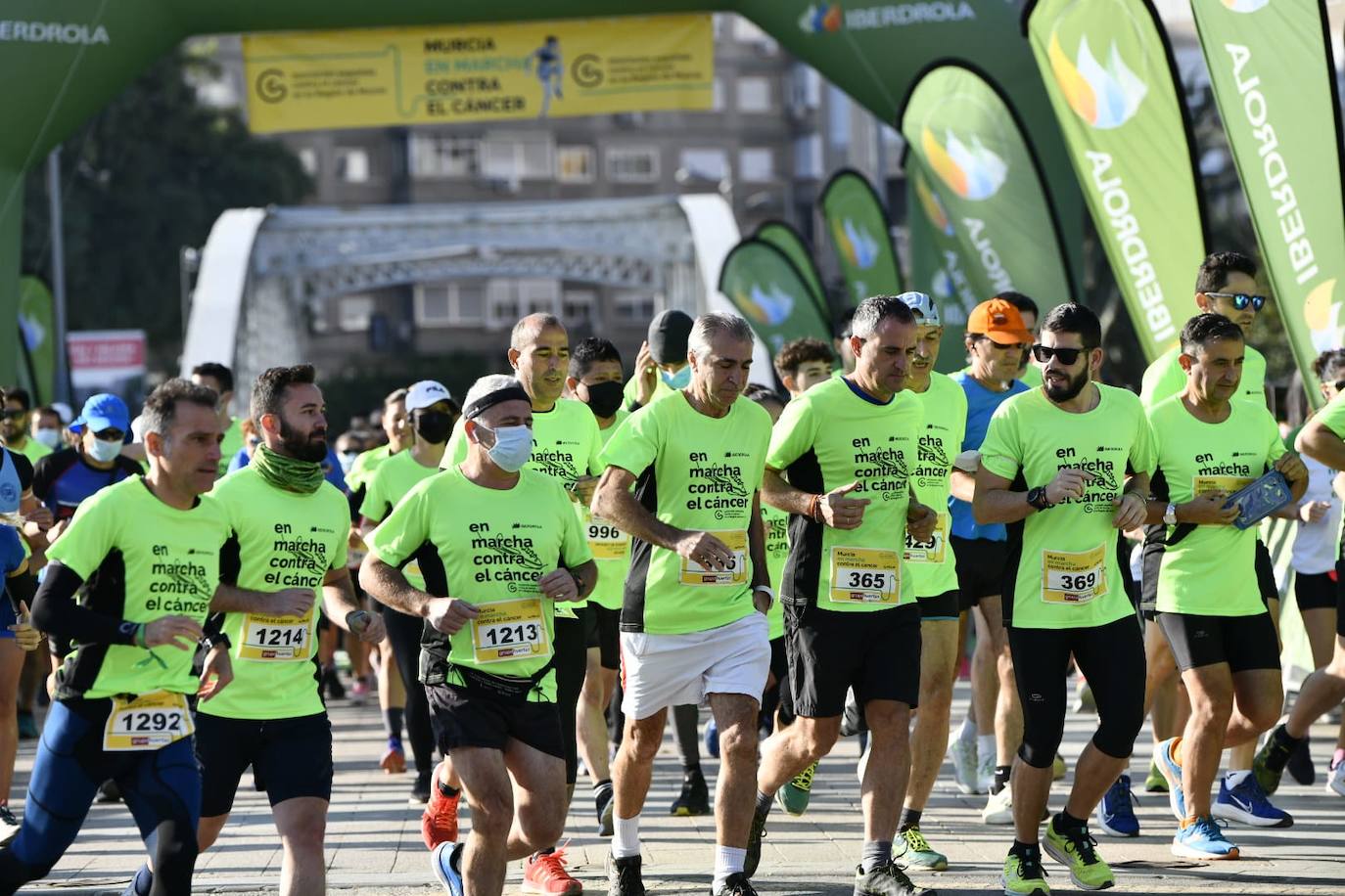 La 'Marea Verde' contra el cáncer vuelve a recorrer las calles de Murcia