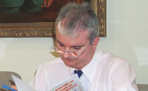 El tesorero municipal de Águilas exige ir «asesorado» a testificar, pese a que le alertan de que es ilegal
