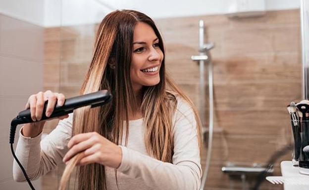 Consejos que debes conocer para elegir una plancha del pelo, según la OCU