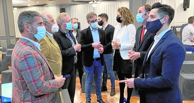 Un congreso de hosteleros analiza la situación del sector y sus retos en Archena