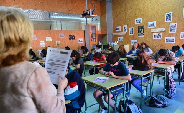 La Lomloe pone en peligro la pervivencia del Latín y el Griego en los institutos
