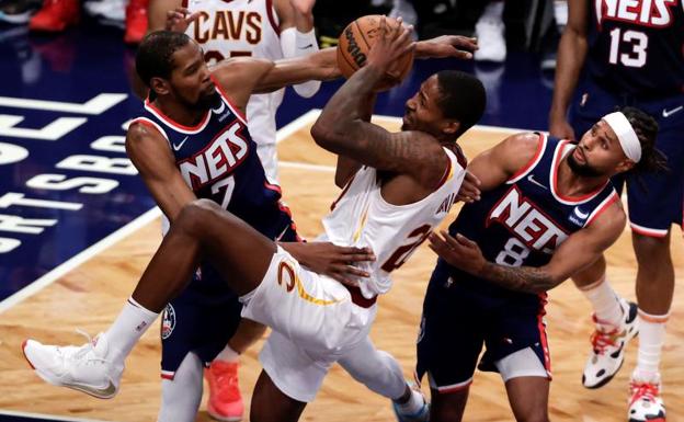 Durant, Harden y Aldridge unen fuerzas para derrotar a los Cavaliers