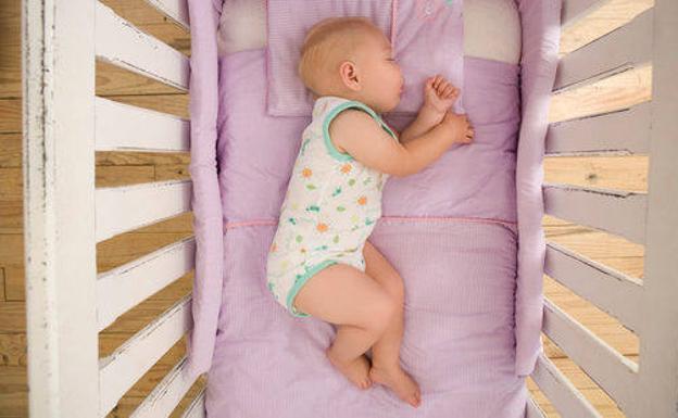 Retiran una bolsa infantil para dormir de unicornio por riesgo de asfixia