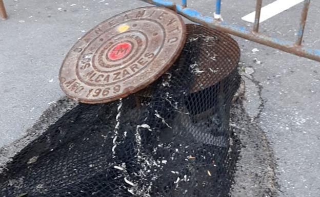 Redes contra los vertidos en Los Alcázares