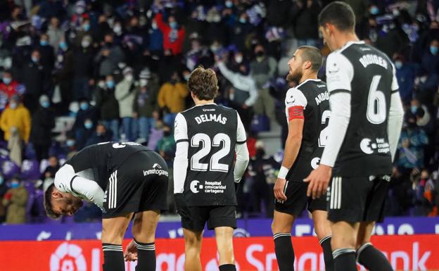 Otro drama defensivo en Zorrilla