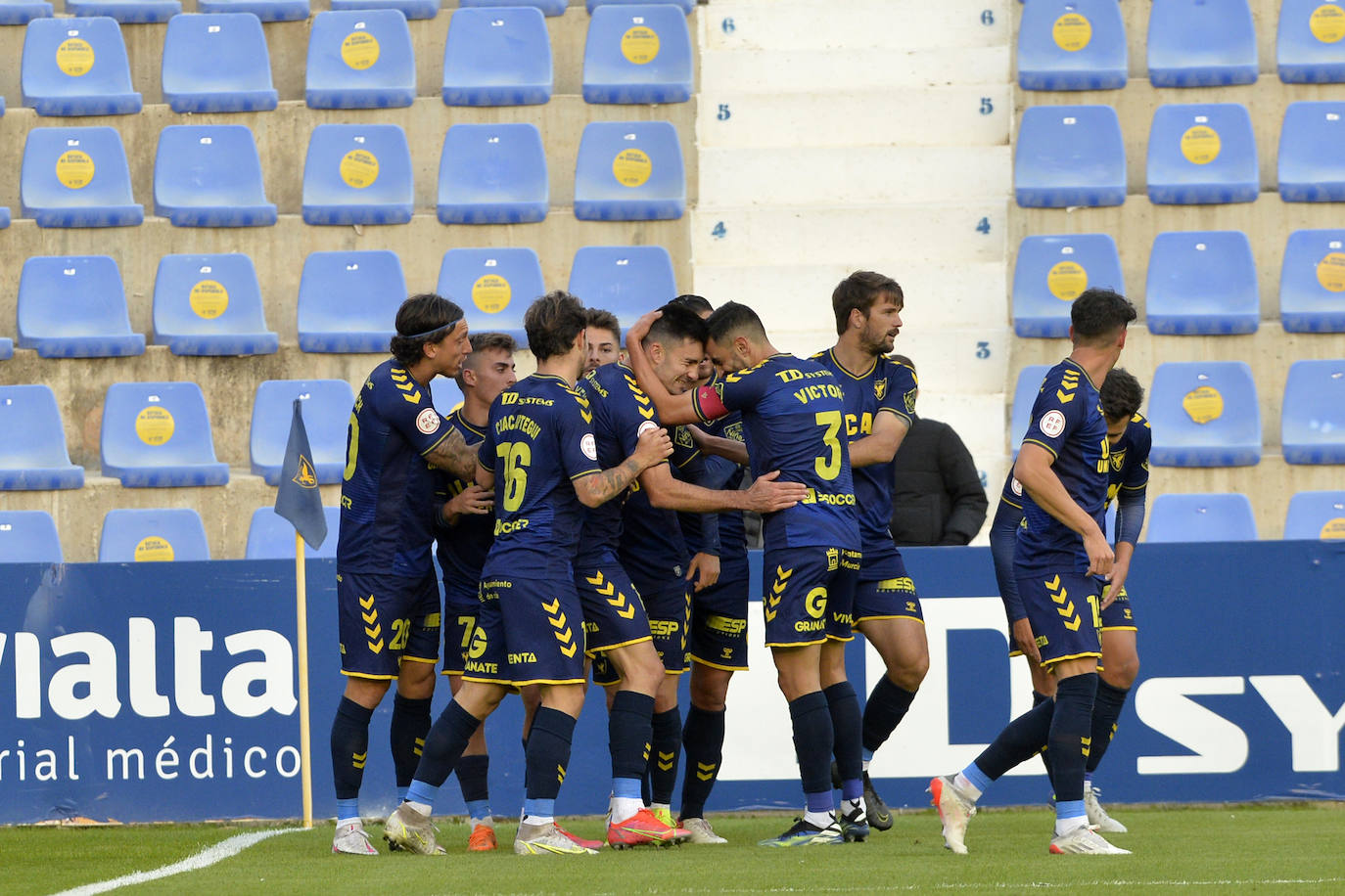 La victoria del UCAM CF frente al Algeciras, en imágenes