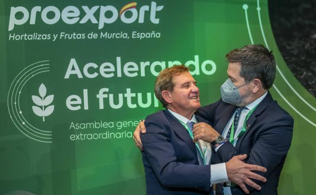 Zapata se estrena en Proexport animando a salir a las calles para defender el Trasvase