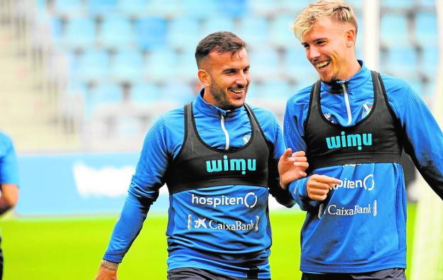 Un Tenerife con toques albinegros